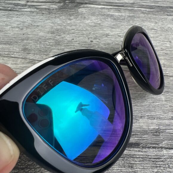 DIFF Eyewear “ROSE” Sunglasses Womens Black Silver Polarized Cat-Eye - Picture 9 of 11